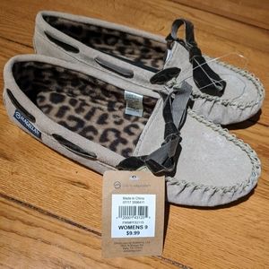 Magellan slippers NWT